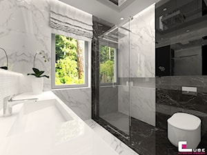 Projekt wnętrz domu w Wołominie - Średnia na poddaszu łazienka z oknem, styl glamour - zdjęcie od CUBE Interior Design