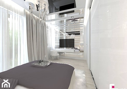Dom w Markach - Średnia biała z panelami tapicerowanymi sypialnia, styl glamour - zdjęcie od CUBE Interior Design
