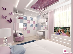 Projekt wnętrz domu w Wołominie - Średni różowy szary pokój dziecka dla dziecka dla nastolatka dla dziewczynki, styl glamour - zdjęcie od CUBE Interior Design