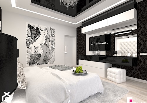 DOM POD LEGNICĄ - Średnia biała czarna z panelami tapicerowanymi sypialnia, styl glamour - zdjęcie od CUBE Interior Design