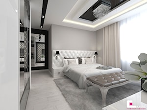 Projekt wnętrz domu - Duża biała szara sypialnia, styl nowoczesny - zdjęcie od CUBE Interior Design