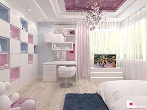 Projekt wnętrz domu w Wołominie - Średni biały szary pokój dziecka dla nastolatka dla dziewczynki, styl glamour - zdjęcie od CUBE Interior Design