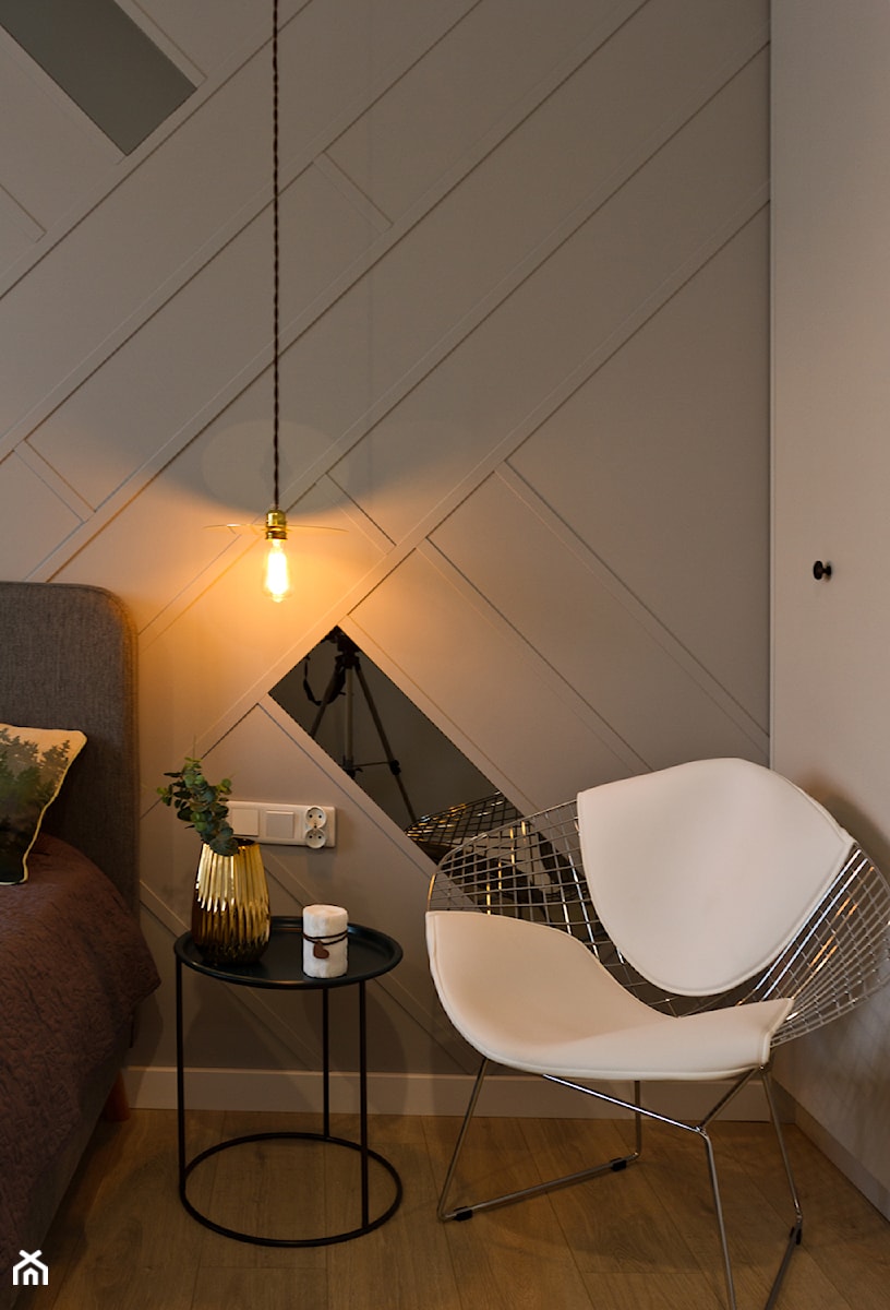 Mieszkanie I - Cztery Oceany Gdańsk - Średnia szara z panelami tapicerowanymi sypialnia, styl nowoczesny - zdjęcie od Autors.KA