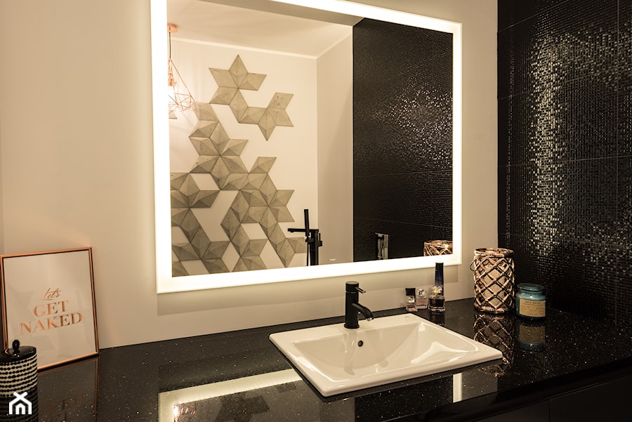 Apartament - Garnizon - Mała bez okna z lustrem łazienka, styl nowoczesny - zdjęcie od Autors.KA
