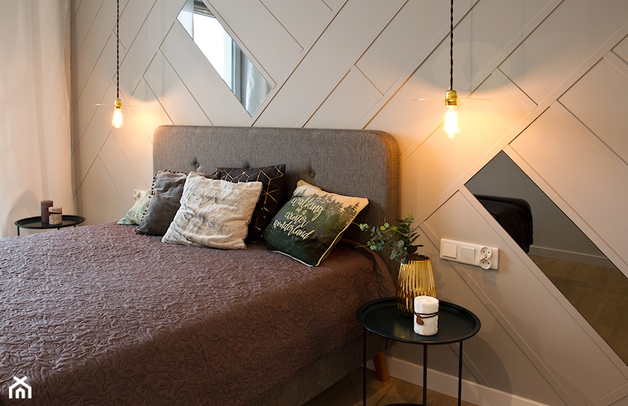 Mieszkanie I - Cztery Oceany Gdańsk - Średnia biała z panelami tapicerowanymi sypialnia, styl skandynawski - zdjęcie od Autors.KA