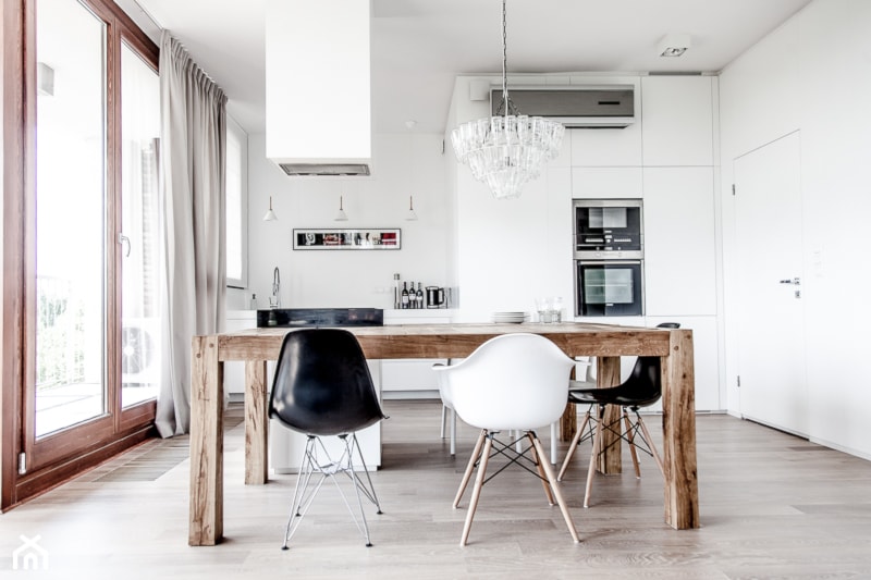 projekty wnętrz - Średnia biała jadalnia w salonie, styl skandynawski - zdjęcie od Studio Projektowe Dekoratorni