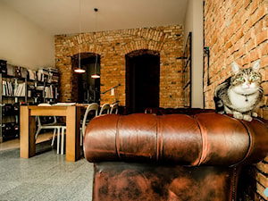Średnie w osobnym pomieszczeniu z sofą szare biuro, styl tradycyjny - zdjęcie od 1A1.pl Architektura Wnętrz | projektowanie & aranżacja | Poznań