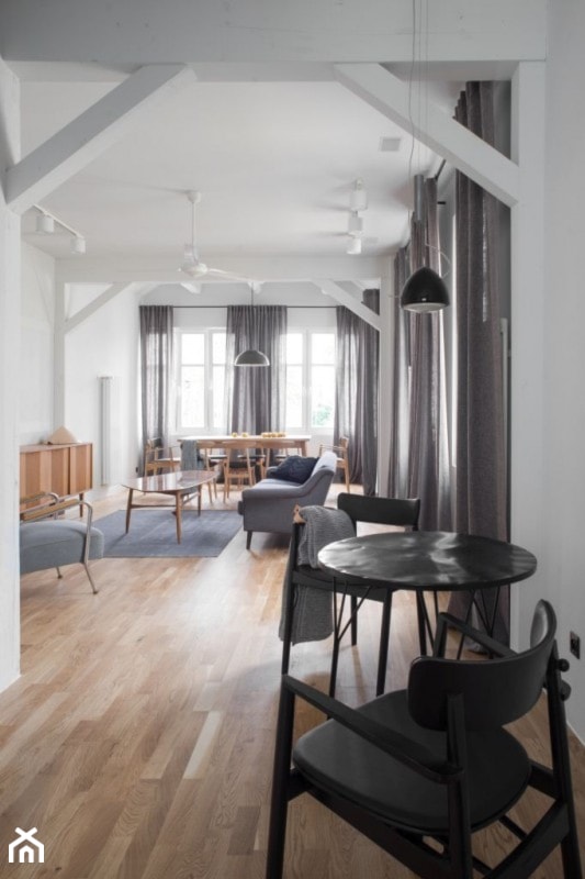 Wakacyjny apartament w Międzyzdrojach II - Salon, styl minimalistyczny - zdjęcie od Loft Kolasiński
