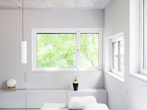 Dom na Prenzlauer Berg - Średni szary salon, styl minimalistyczny - zdjęcie od Loft Kolasiński