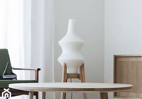 Mieszkanie na Mitte - Średnia szara jadalnia jako osobne pomieszczenie, styl minimalistyczny - zdjęcie od Loft Kolasiński