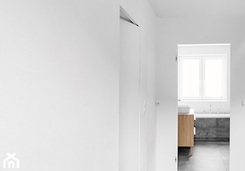Dom na Pogodnie 3 - Średni biały hol / przedpokój, styl nowoczesny - zdjęcie od Loft Kolasiński