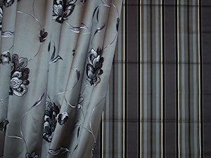 Dekoracja okienna, poduszki - pokój dzienny - Biuro, styl tradycyjny - zdjęcie od 7 razy ładniej - Beata Strojecka