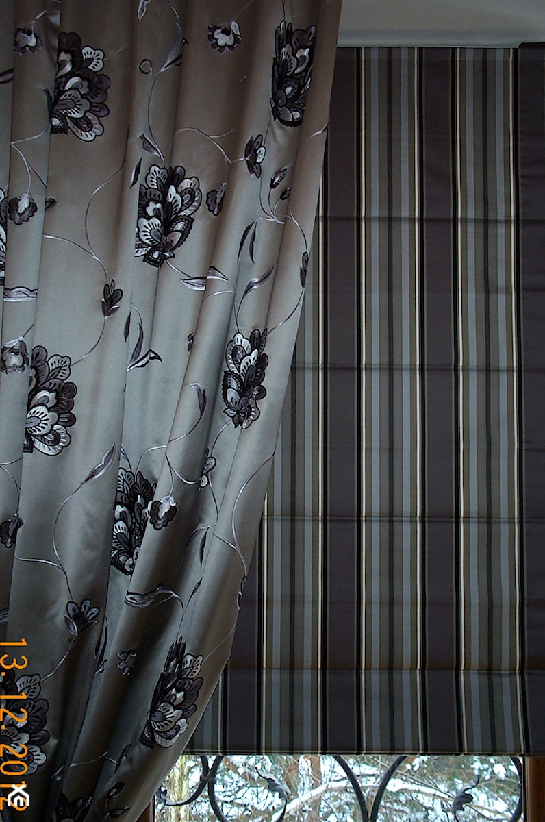 Dekoracja okienna, poduszki - pokój dzienny - Biuro, styl tradycyjny - zdjęcie od 7 razy ładniej - Beata Strojecka