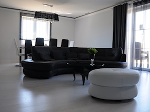 Projekt domu biało - czarny - Salon, styl nowoczesny - zdjęcie od edytabielarczyk