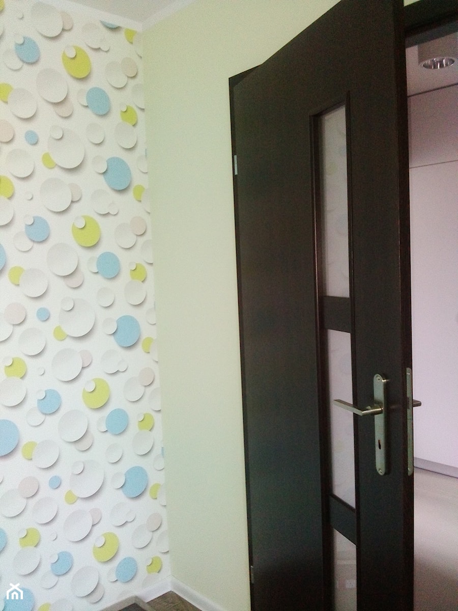 metamorfoza mieszkania w bloku z płyty 62,4 m2 - Pokój dziecka - zdjęcie od Joanna Tołwińska