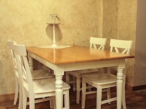stół z krzesłami - zdjęcie od Artystyczna Manufaktura - klasyczne meble na wymiar