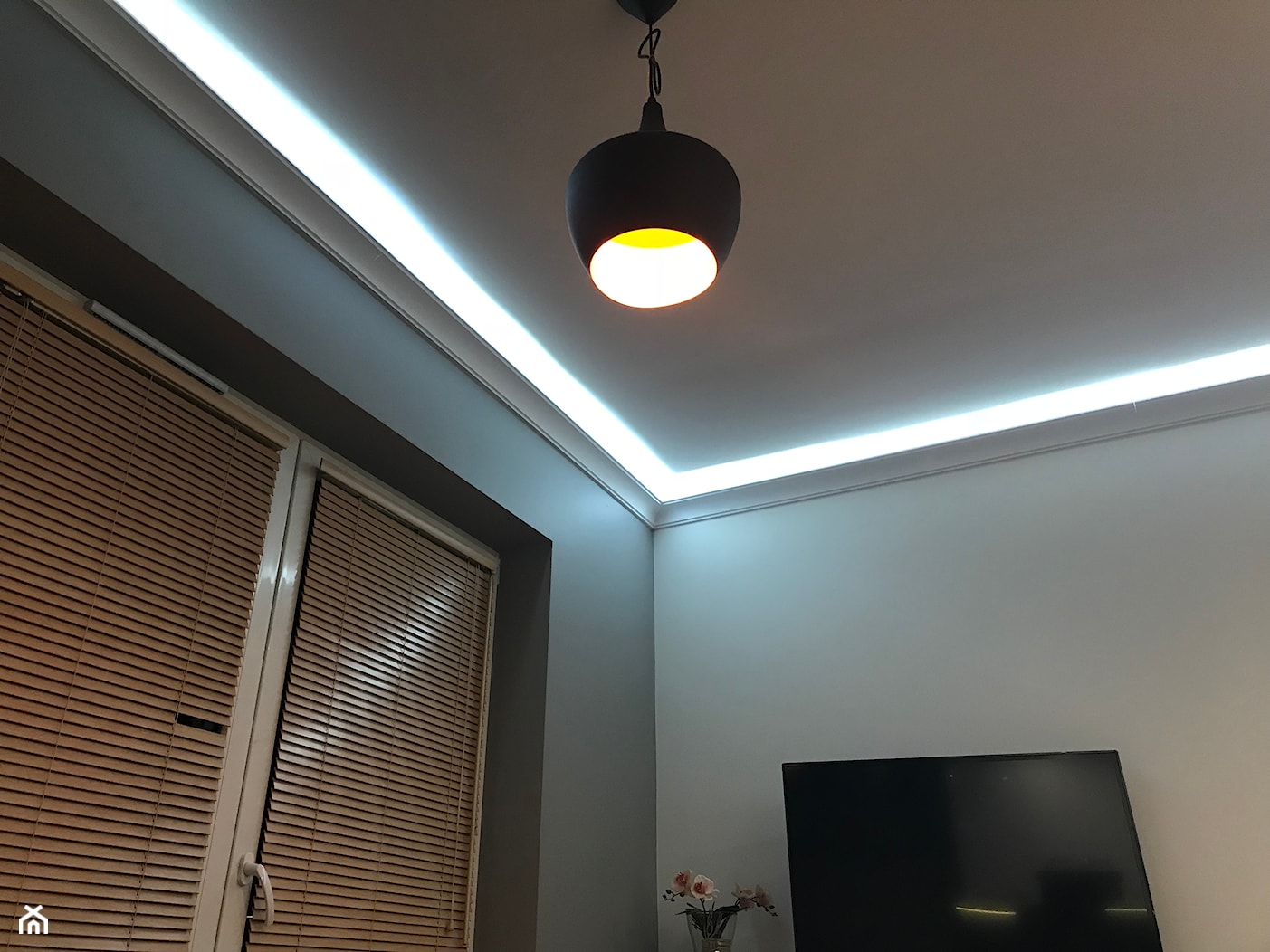 Gzymsy LED - zdjęcie od KingLED.pl - Homebook