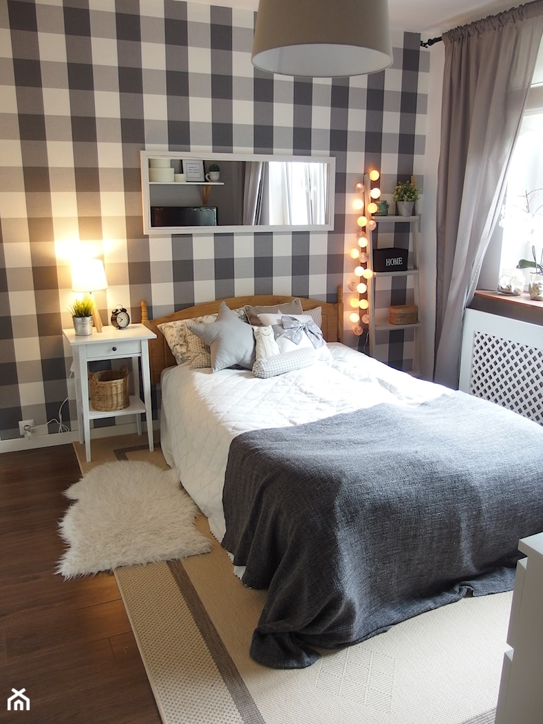 Mieszkanie hand made :) - Średnia biała szara sypialnia, styl tradycyjny - zdjęcie od karolina0606 - Homebook