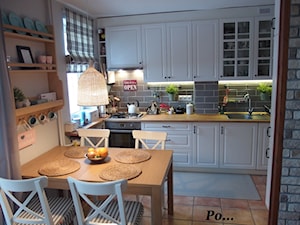 Mieszkanie hand made :) - Średnia otwarta biała szara kuchnia jednorzędowa w aneksie, styl tradycyj ... - zdjęcie od karolina0606