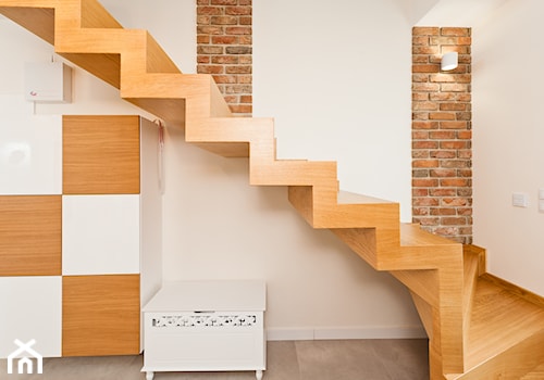 Realizacja projektu mieszkanie dwupiziomowe w Krakwie - Schody - zdjęcie od All Design Agnieszka Lorenc
