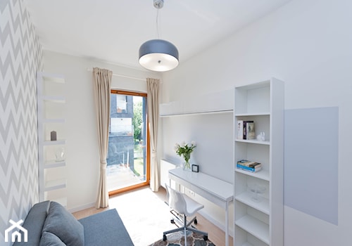 Realizacja mieszkanie na wynajem Kraków 2 - Średnie z sofą białe niebieskie biuro, styl nowoczesny - zdjęcie od All Design Agnieszka Lorenc