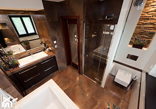 łazienka z kamieniem 2 - Duża jako pokój kąpielowy z punktowym oświetleniem łazienka z oknem, styl tradycyjny - zdjęcie od All Design Agnieszka Lorenc