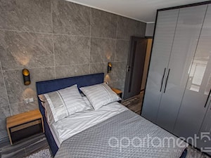 mieszkanie pod wynajem - Średnia szara sypialnia, styl nowoczesny - zdjęcie od Interior Dorota Żochowska