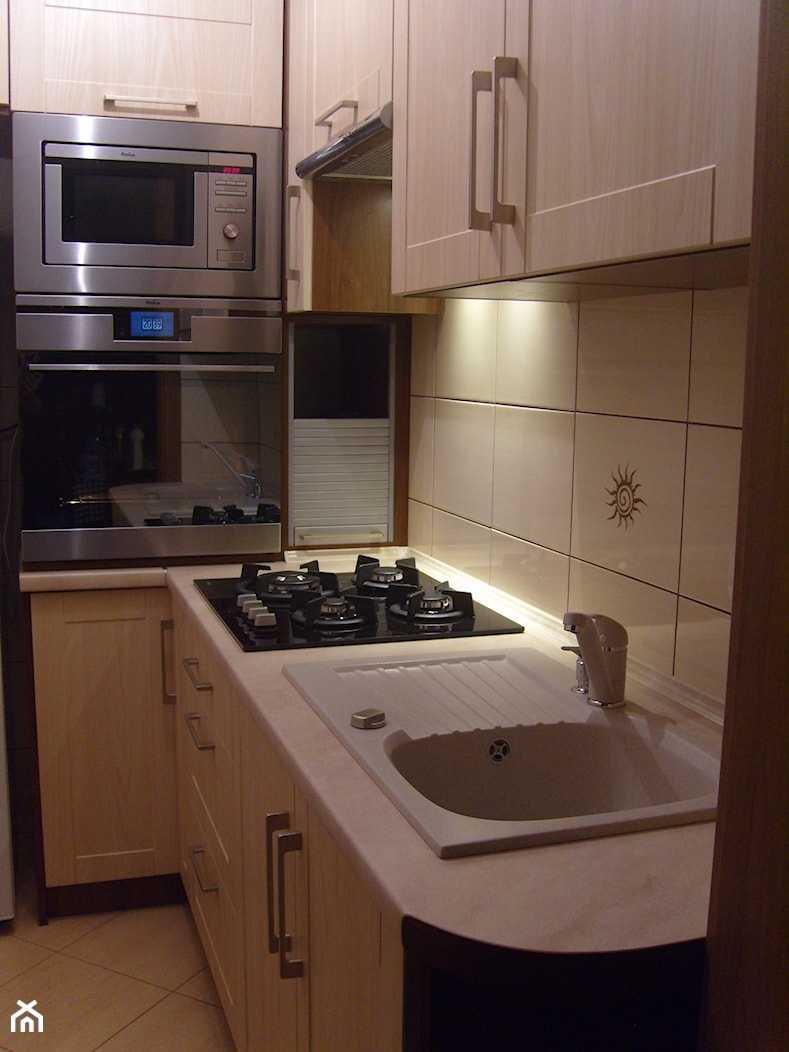 Kuchnia w bloku. - Kuchnia, styl minimalistyczny - zdjęcie od olbrajt - Homebook
