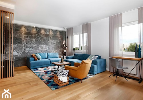 Nowoczesne mieszkanie w Gdyni - Duży biały salon, styl nowoczesny - zdjęcie od Flow Interiors Franiak&Caturowa