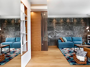Nowoczesne mieszkanie w Gdyni - Duży biały czarny salon, styl nowoczesny - zdjęcie od Flow Interiors Franiak&Caturowa