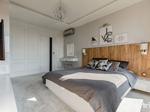 Sesja zdjęciowa Apartamentu Metropolitan Park - Średnia szara sypialnia, styl tradycyjny - zdjęcie od interior art studio