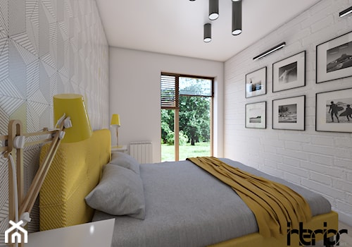Jasny skandynawski apartament - Mała biała z biurkiem sypialnia, styl skandynawski - zdjęcie od interior art studio