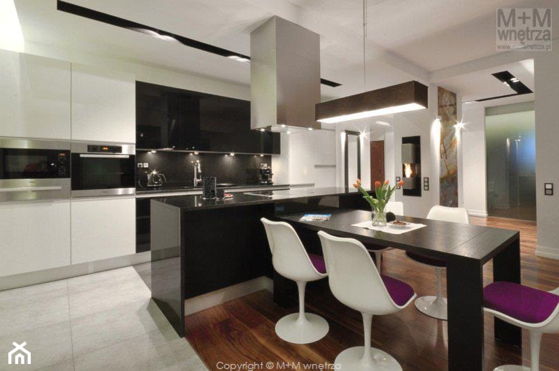nr 8 - Średnia biała jadalnia w kuchni, styl nowoczesny - zdjęcie od M+M wnętrza