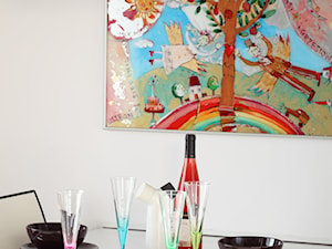 Mansarda - Mała szara jadalnia jako osobne pomieszczenie, styl nowoczesny - zdjęcie od tarna design studio