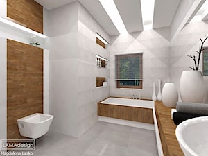 Łazienka biel i drewno - zdjęcie od LAMAdesign