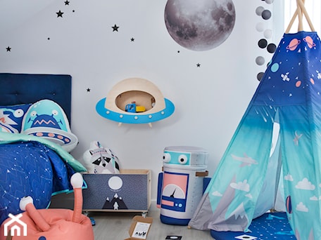 Aranżacje wnętrz - Pokój dziecka: Pokoj dla chłopca - kolekcja firmy NolliPolli ''King of Space'' - MaNaZa. Przeglądaj, dodawaj i zapisuj najlepsze zdjęcia, pomysły i inspiracje designerskie. W bazie mamy już prawie milion fotografii!