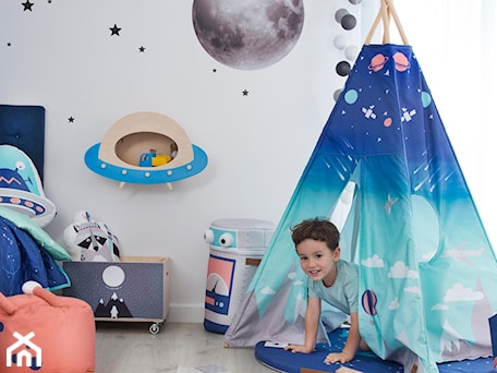Aranżacje wnętrz - Pokój dziecka: Pokoj dla chłopca - kolekcja firmy NolliPolli ''King of Space'' - MaNaZa. Przeglądaj, dodawaj i zapisuj najlepsze zdjęcia, pomysły i inspiracje designerskie. W bazie mamy już prawie milion fotografii!