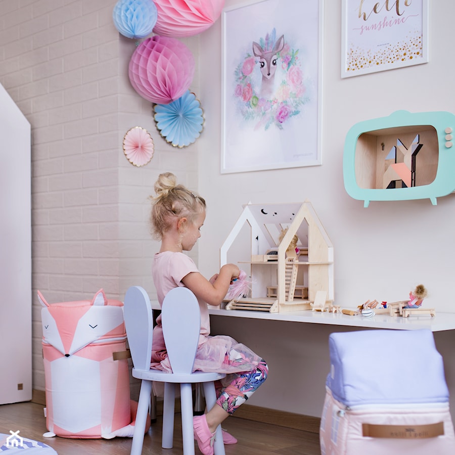 Pokoj dla dziewczynki - kolekcja firmy NolliPolli ''Pastel Town'' - zdjęcie od MaNaZa