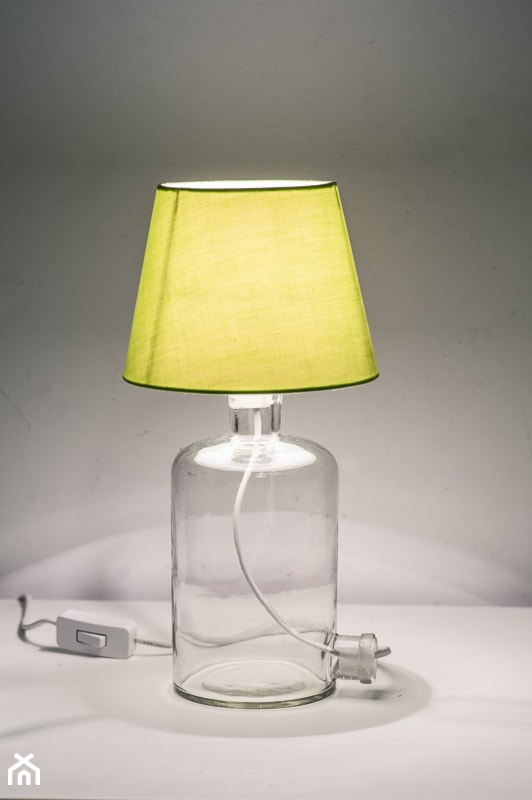 Lampka nocna nabita w butelkę - Salon, styl nowoczesny - zdjęcie od Herywalery