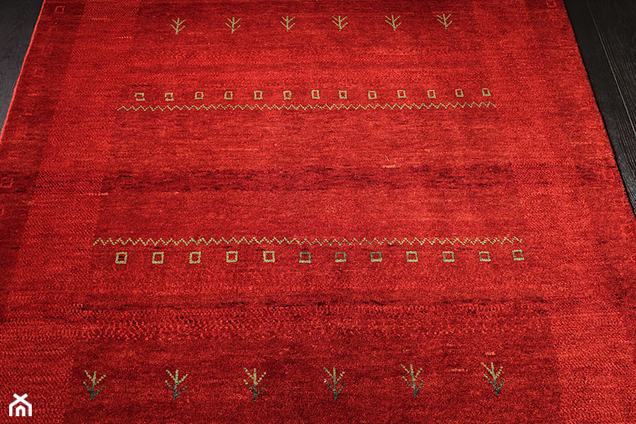 Dywany Irańskie Gabbeh; Immanlou Super w kolorze głębokiej czerwieni - zdjęcie od Sarmatia Trading - Awangardowe Wyposażenie Wnętrz