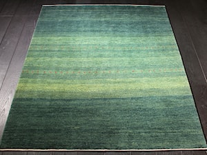 Dywany Irańskie Gabbeh; Immanlou Super w kolorze naturalnej zieleni - zdjęcie od Sarmatia Trading - Awangardowe Wyposażenie Wnętrz