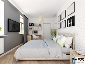 Projekt 17 - Duża biała szara z biurkiem sypialnia, styl skandynawski - zdjęcie od PASS architekci