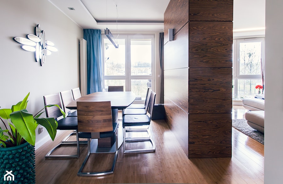 apartament - Średnia szara jadalnia jako osobne pomieszczenie, styl nowoczesny - zdjęcie od pracowania projektowa Danieli Czachowskiej