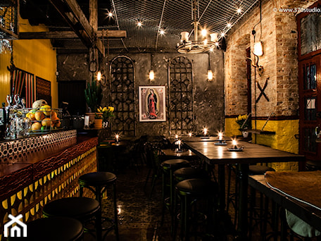 Aranżacje wnętrz - Wnętrza publiczne: La Sirena: The Mexican Food Cartel - 370studio. Przeglądaj, dodawaj i zapisuj najlepsze zdjęcia, pomysły i inspiracje designerskie. W bazie mamy już prawie milion fotografii!