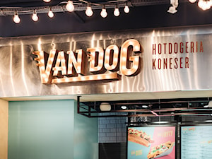 Van Dog Koneser - zdjęcie od 370studio