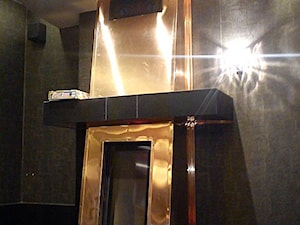 KOMINKI - Salon, styl glamour - zdjęcie od NEFRYT pracownia architektury i wnętrz