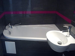 łazienki - Łazienka, styl minimalistyczny - zdjęcie od NEFRYT pracownia architektury i wnętrz