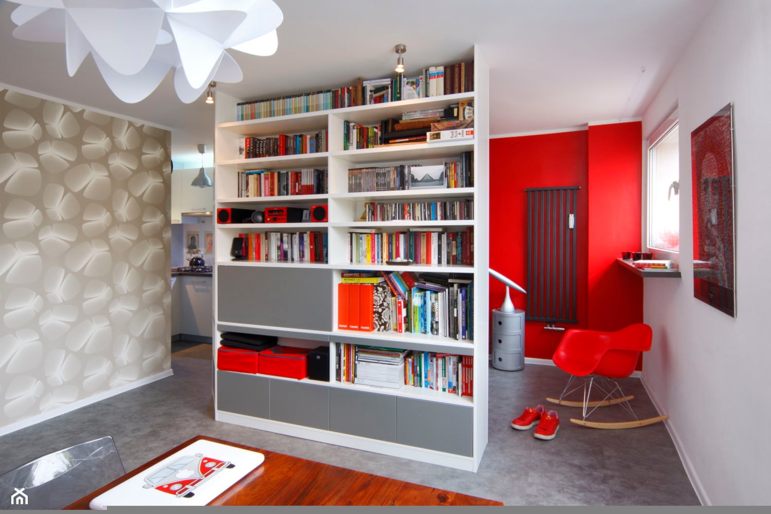 Kawalerka - Salon, styl nowoczesny - zdjęcie od Studio Projektowe RoRO interior + design - Homebook