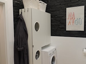 MIESZKANIE W KOSZARACH - Mała na poddaszu bez okna z pralką / suszarką łazienka, styl vintage - zdjęcie od Studio Projektowe RoRO interior + design