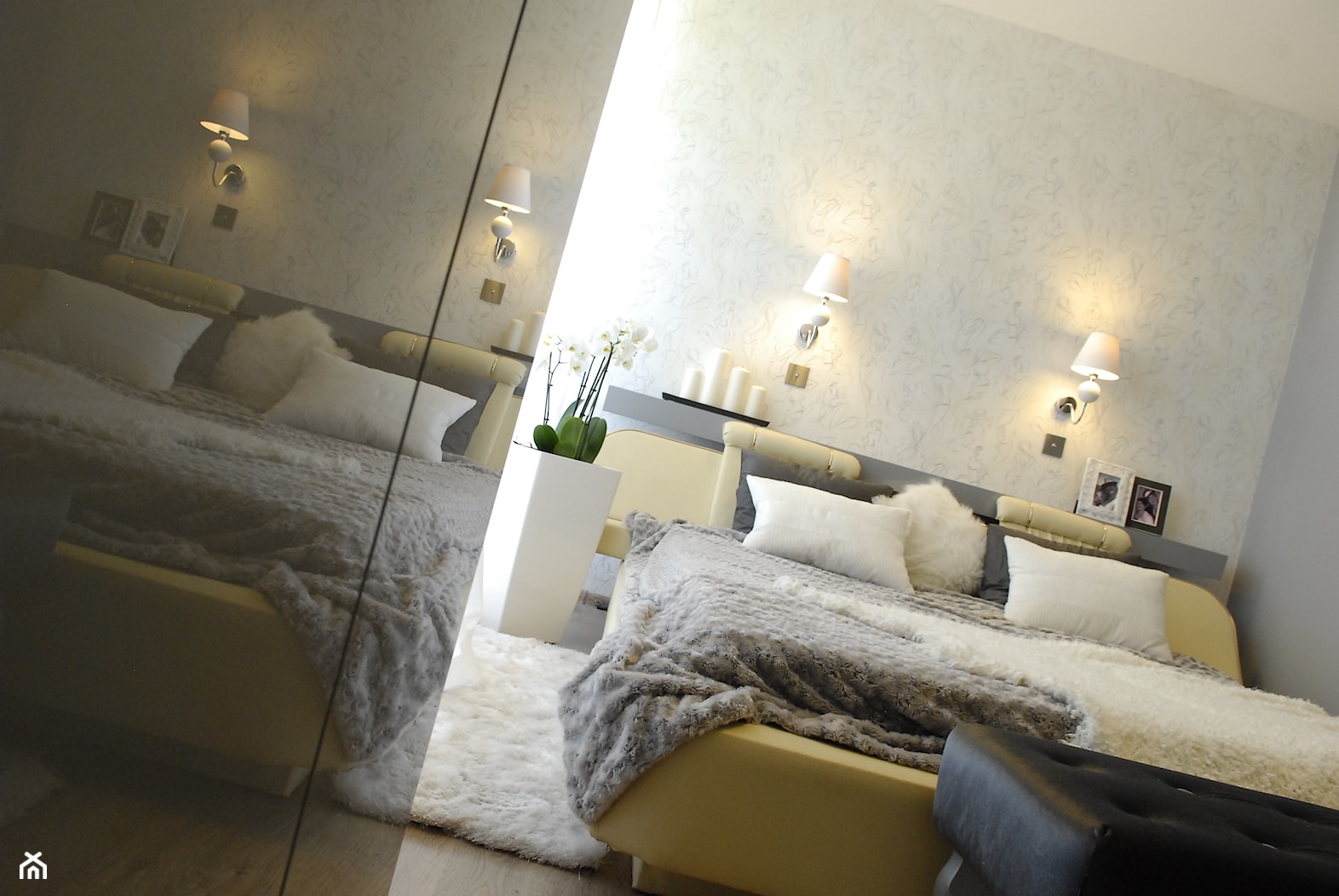 Mieszkanie Stabłowice - Średnia beżowa szara sypialnia, styl tradycyjny - zdjęcie od Design Plus Dorota Pawłowska - Homebook